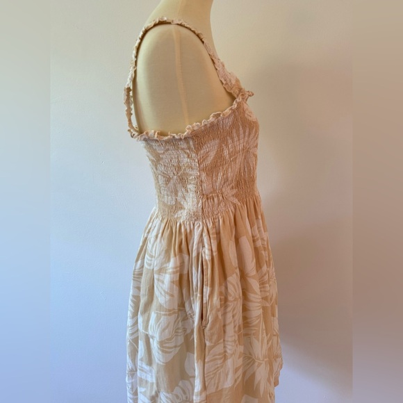 GAP Smock Palm Print Sundress - Picture 2 of 9